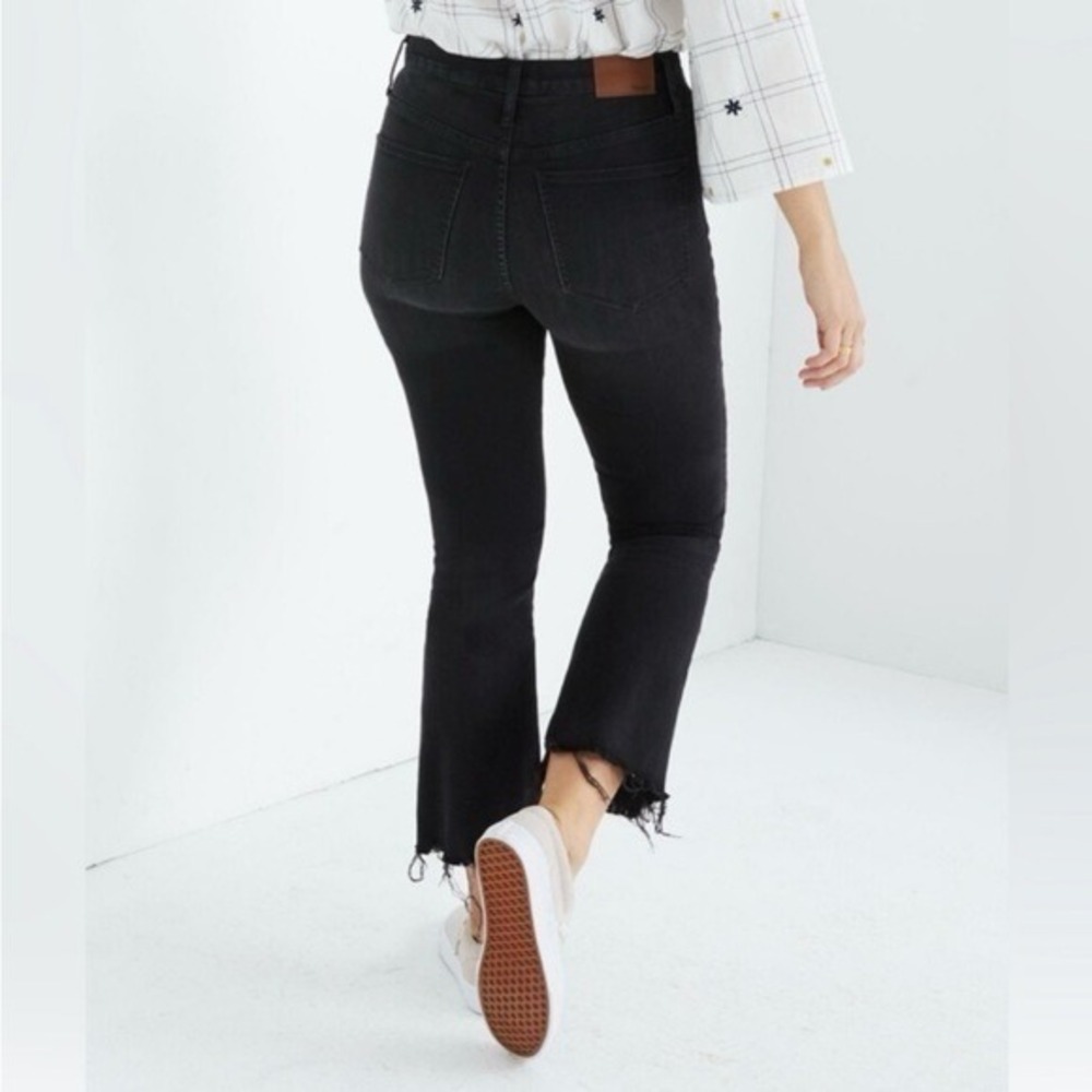 Madewell Tall Cali‎ Demi-Boot Jeans in Berkeley Black: Chewed-Hem Edition Sz 26T - Picture 2 of 7